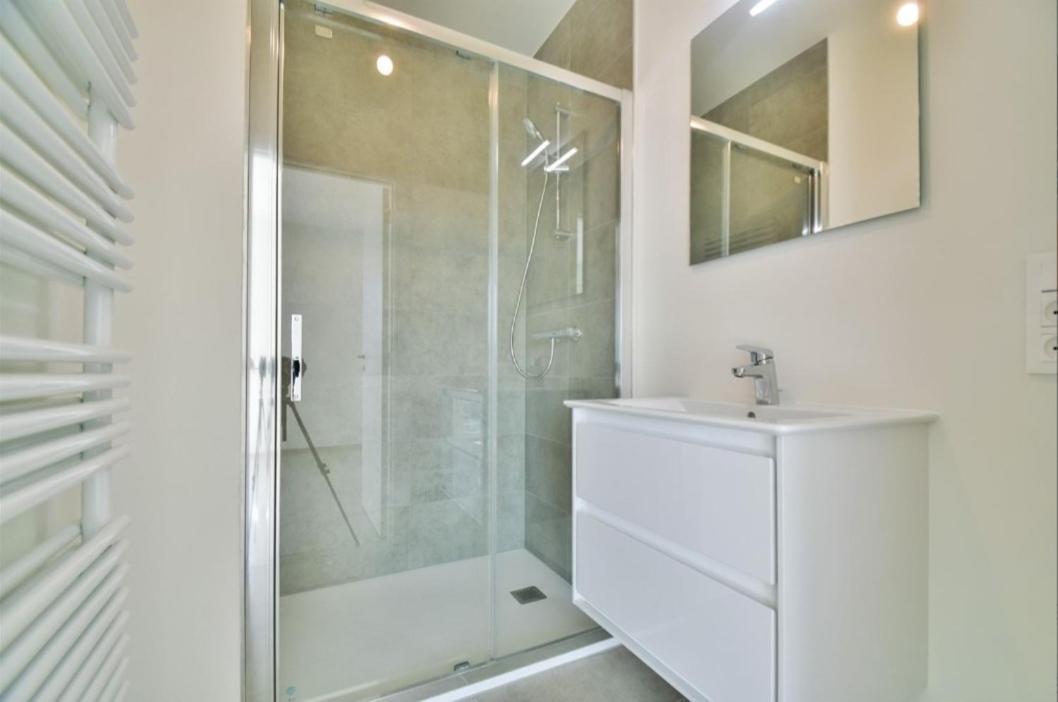 Superbe Appartement Neuf Et Moderne A Luik Buitenkant foto
